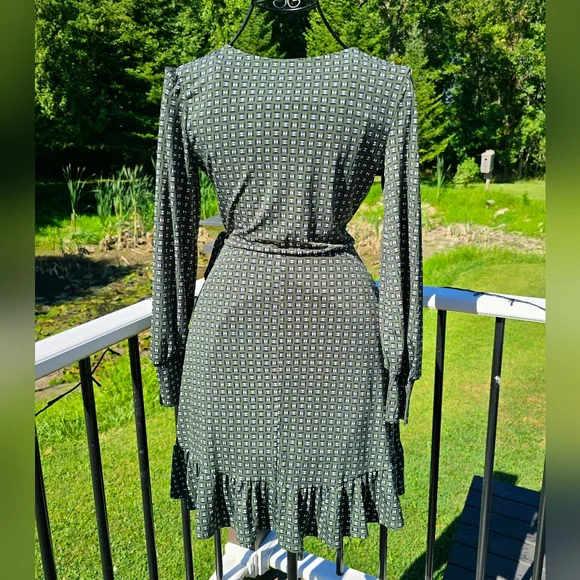 Gilli Pamela faux wrap dress, XS, New without tags, Green navy cream - Picture 3 of 8